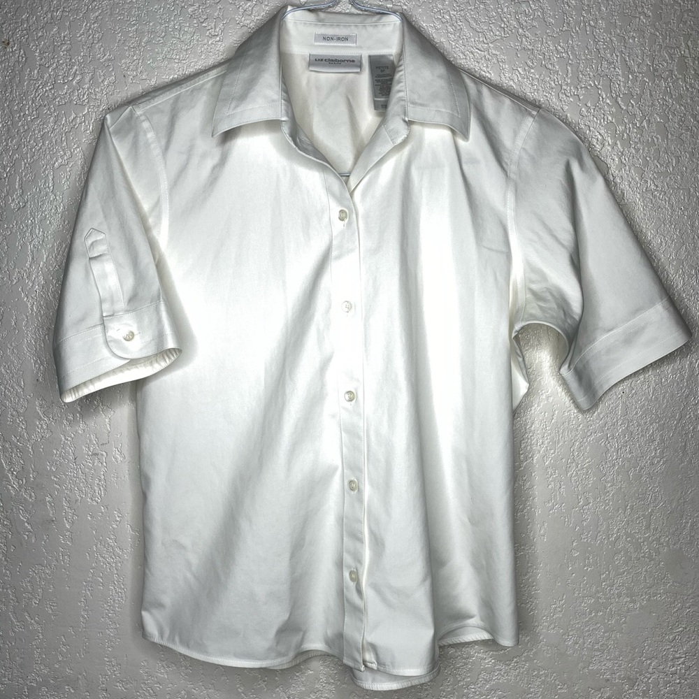 Liz Claiborne petite Non iron white button up